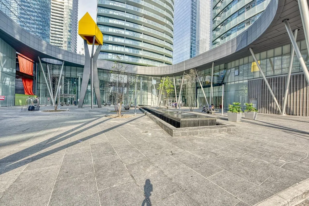 York Suites Toronto Hotel