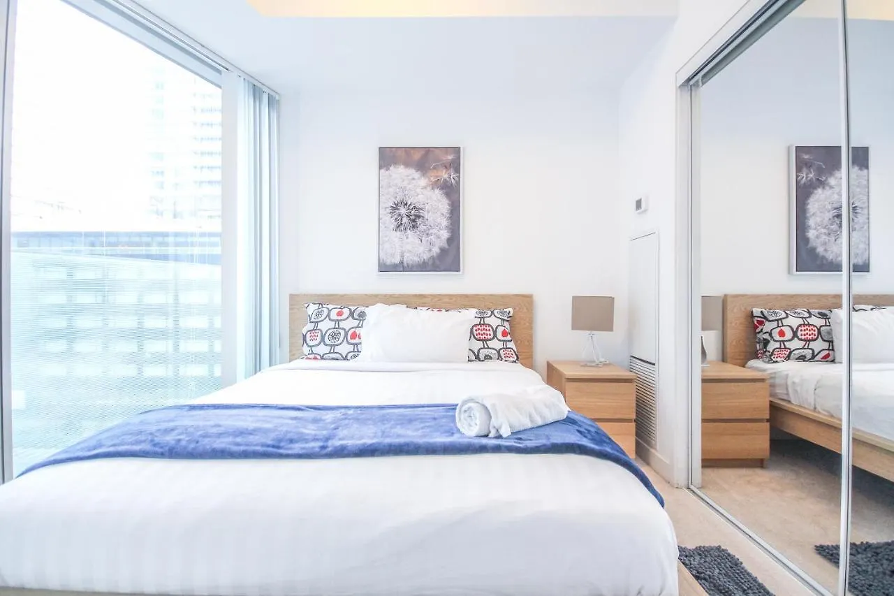 York Suites トロント