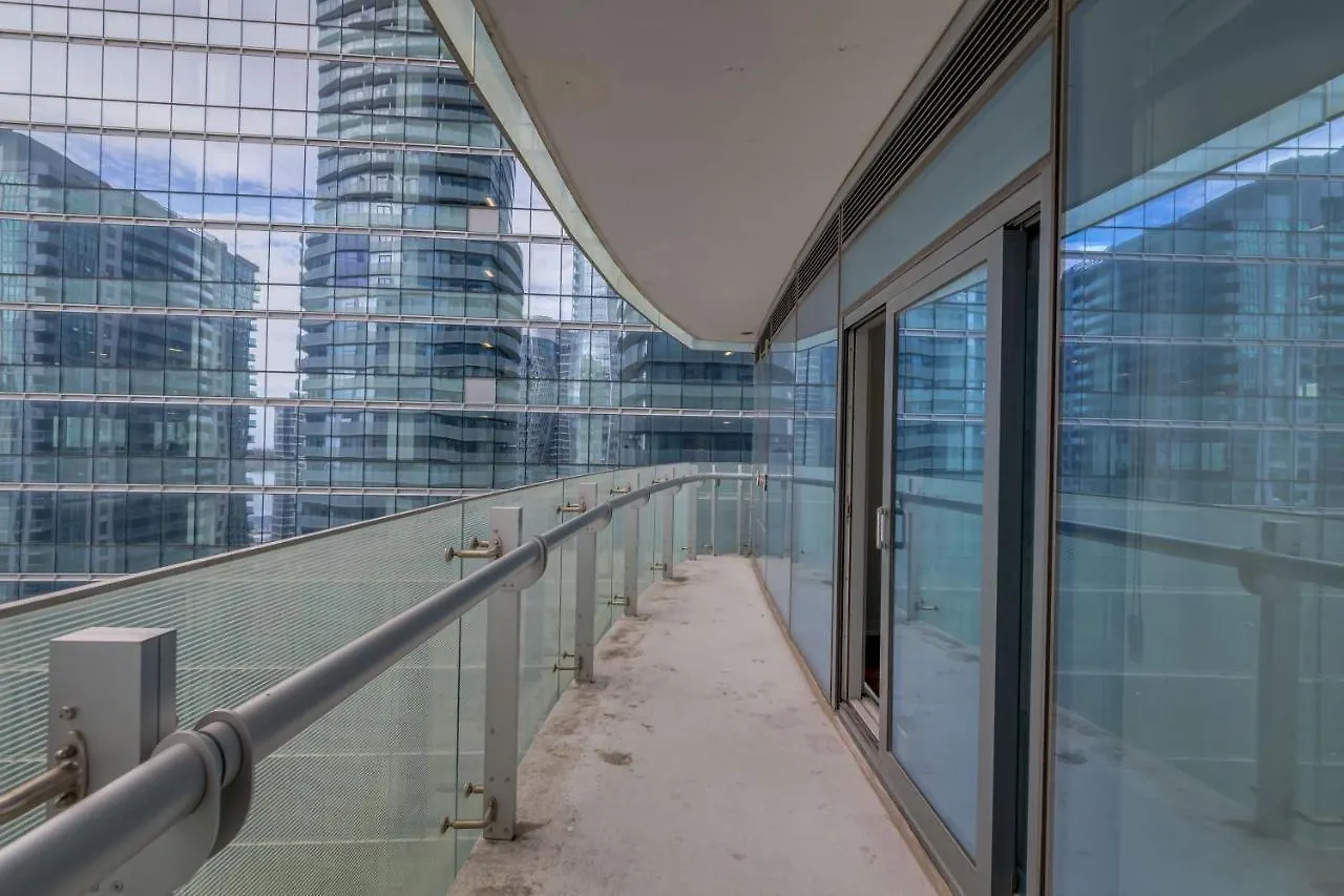 York Suites Toronto 4*,  Canada