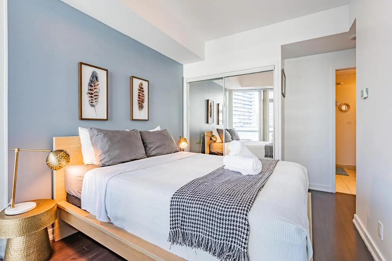 York Suites トロント