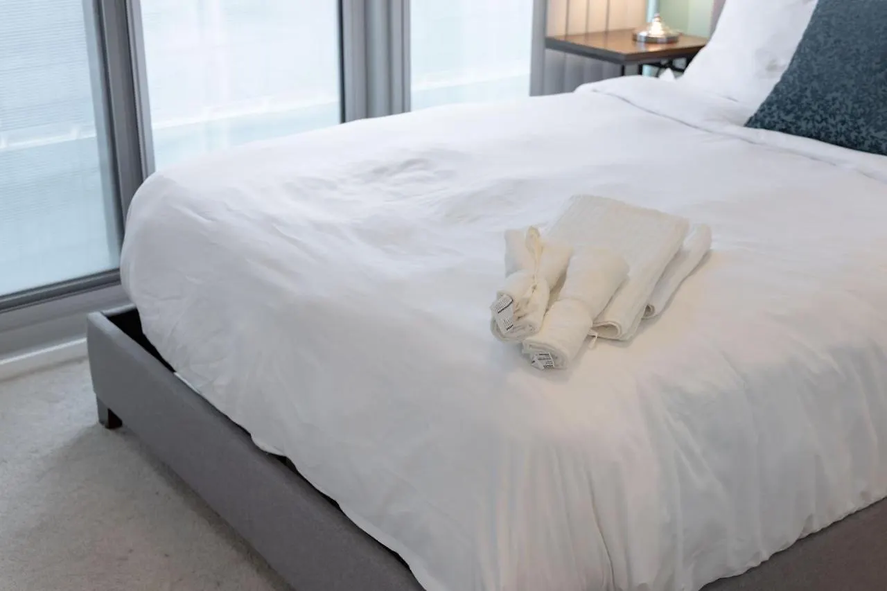 York Suites トロント 4*,