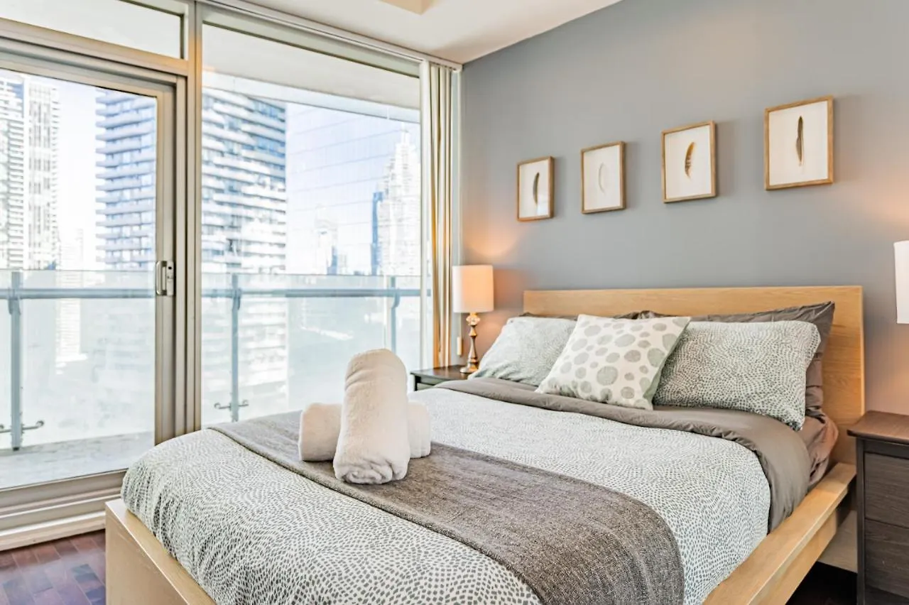 **** Hotel York Suites Toronto Canada
