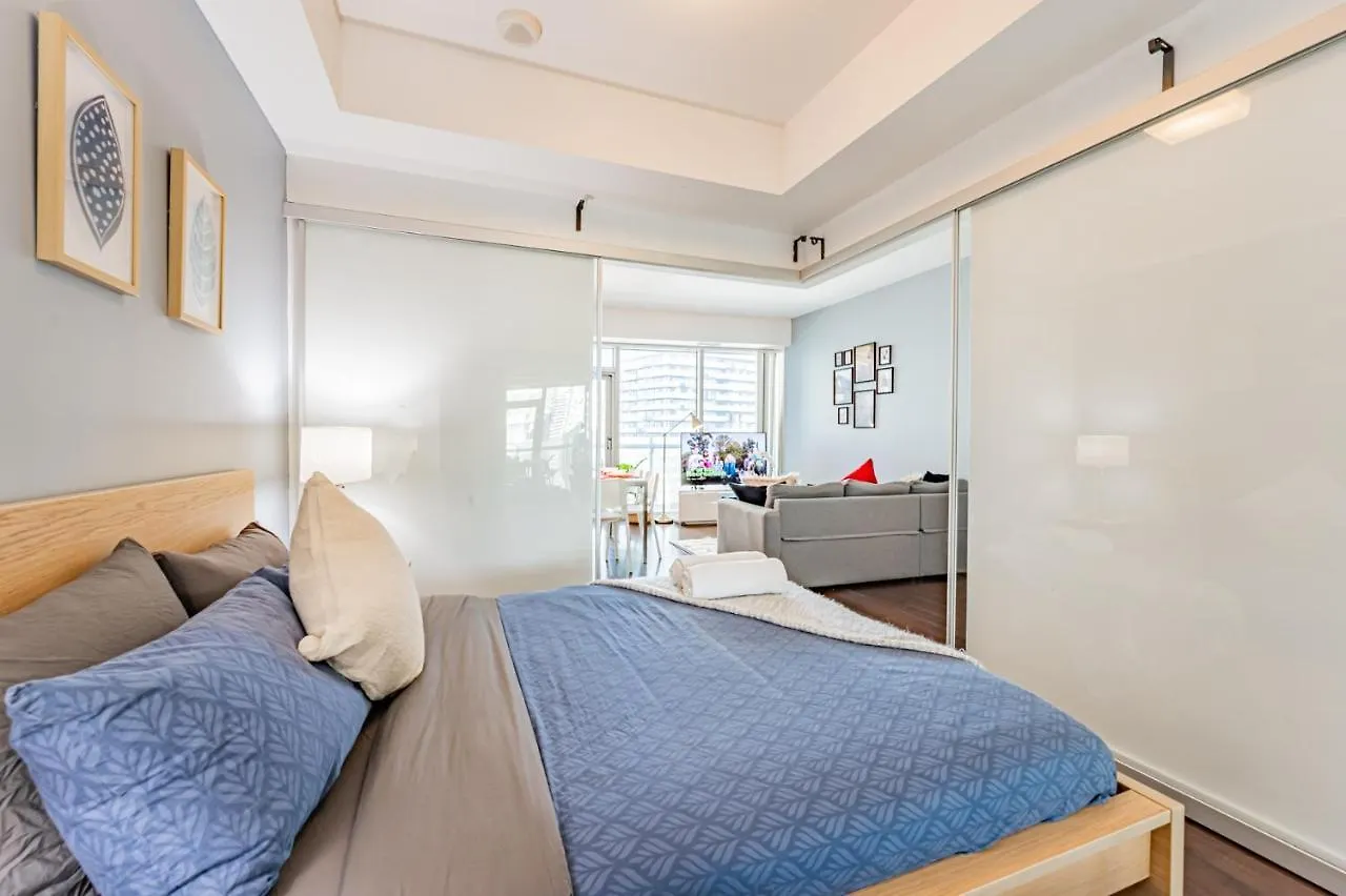 Hotel York Suites Toronto