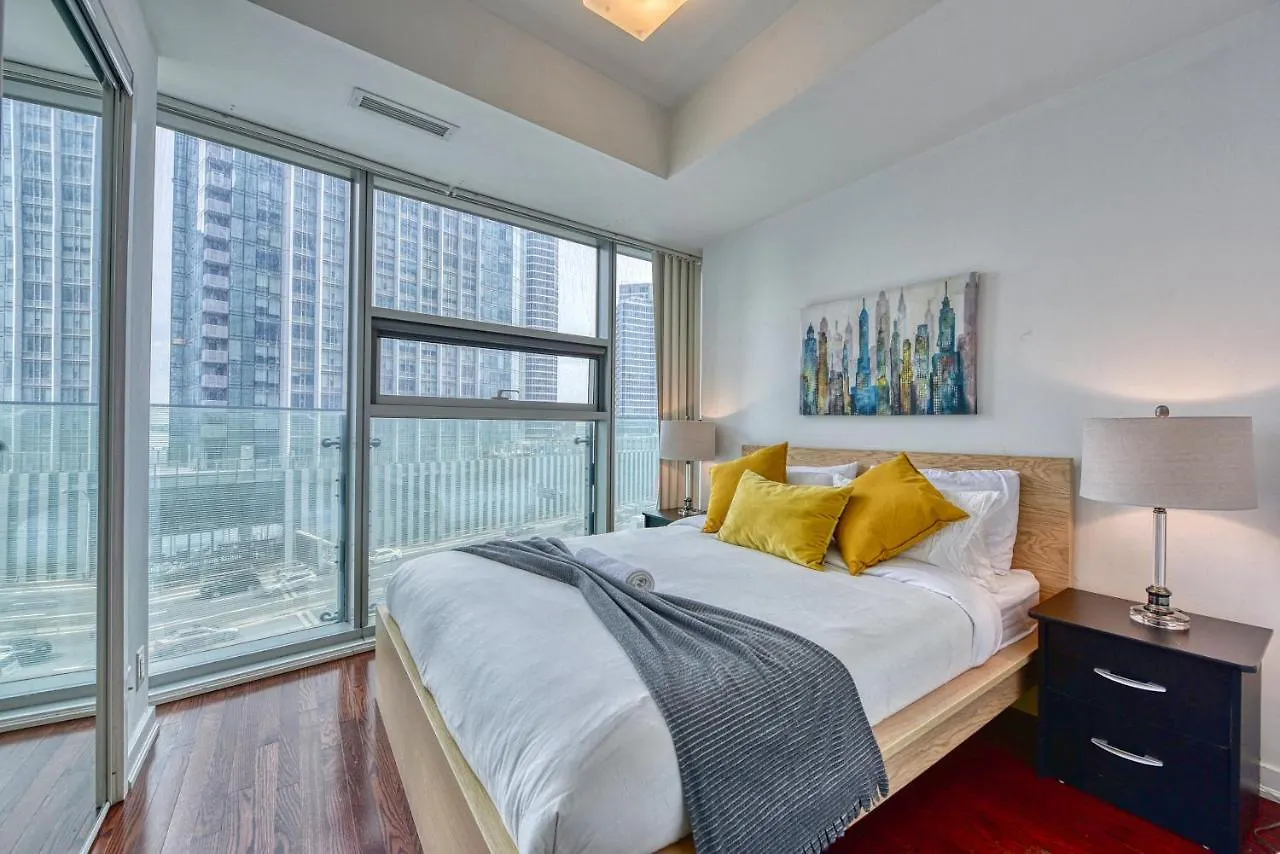 York Suites Toronto Hotel