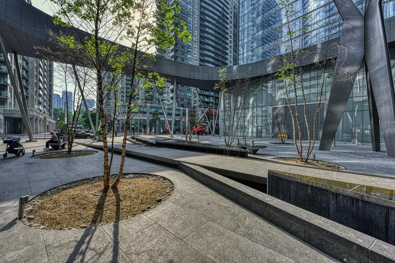 York Suites Toronto Canada