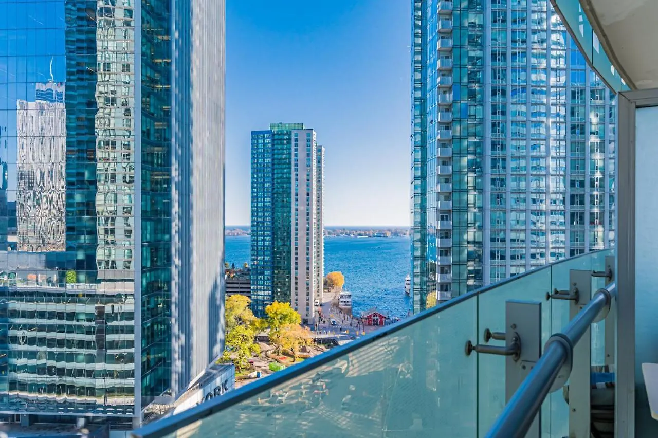 York Suites Toronto Hotel