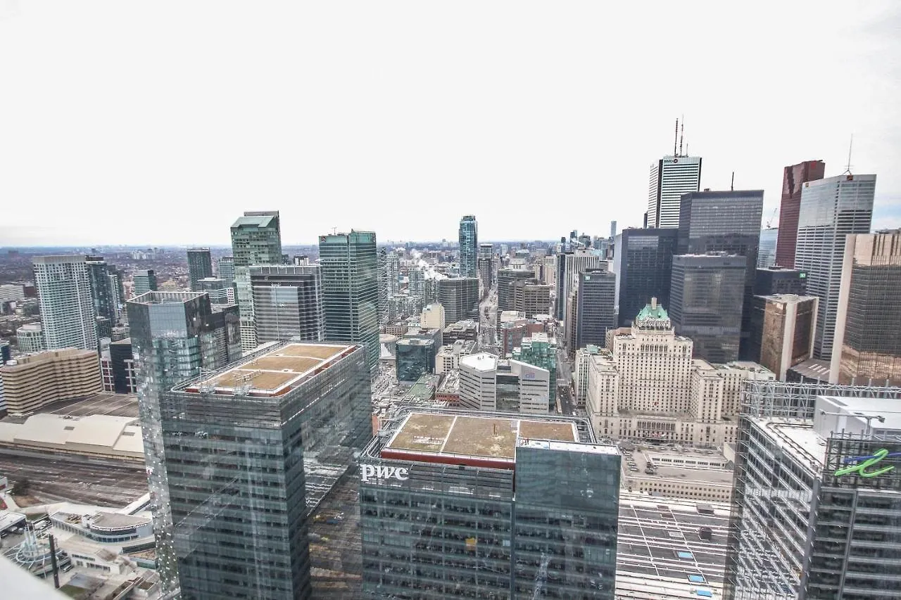 York Suites Toronto Hotel